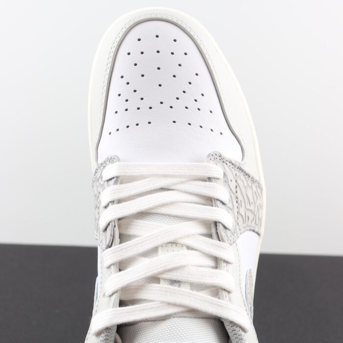 AJ1low crack - Image 4