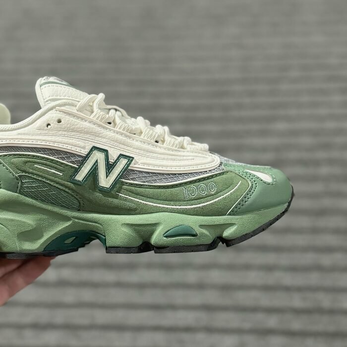 New Balance M1000 - Image 3