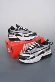 NIKE Air MAX - Image 4