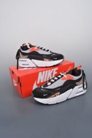 NIKE Air MAX - Image 2