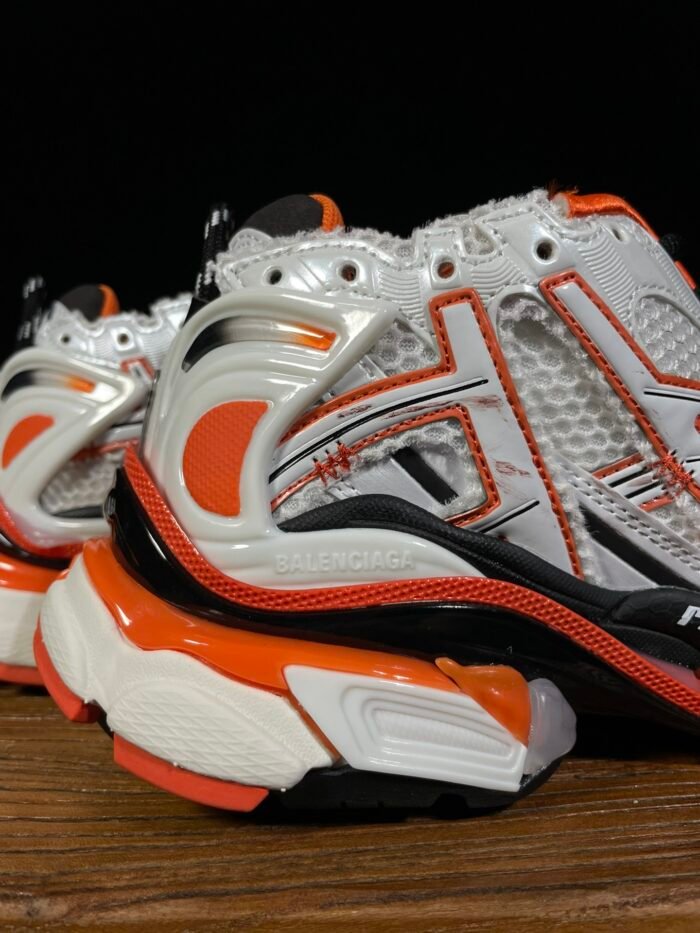 BALENCIGA Runner - Image 2