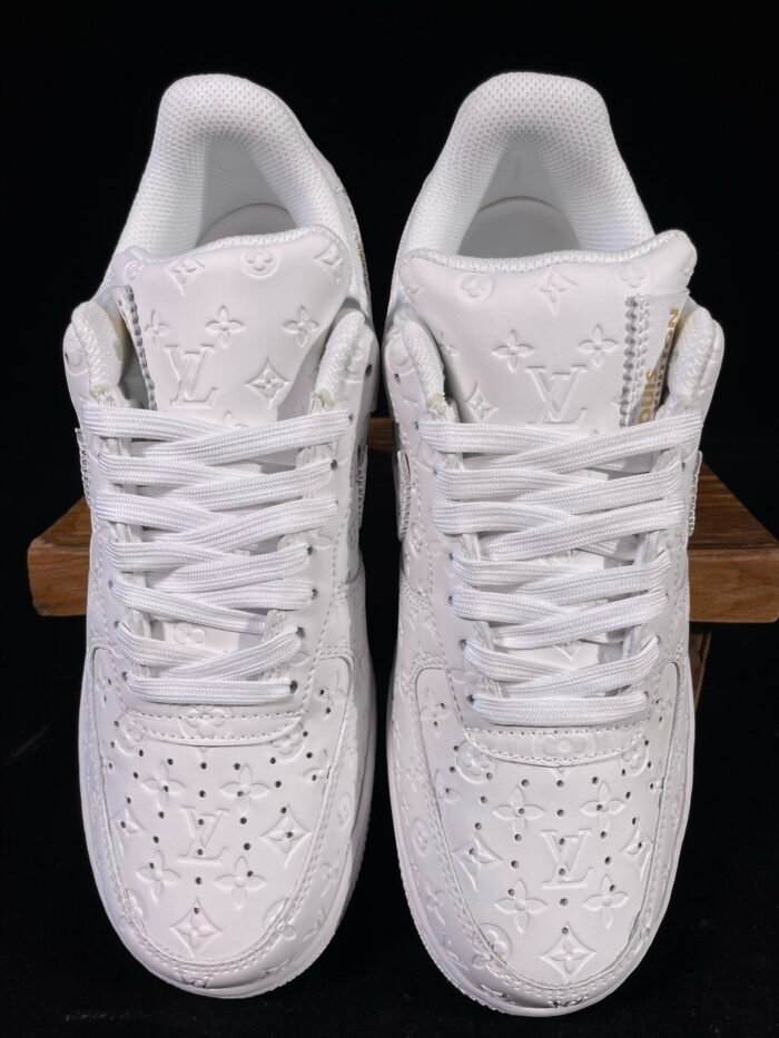 NIKE Aif force 1 Low - Image 2