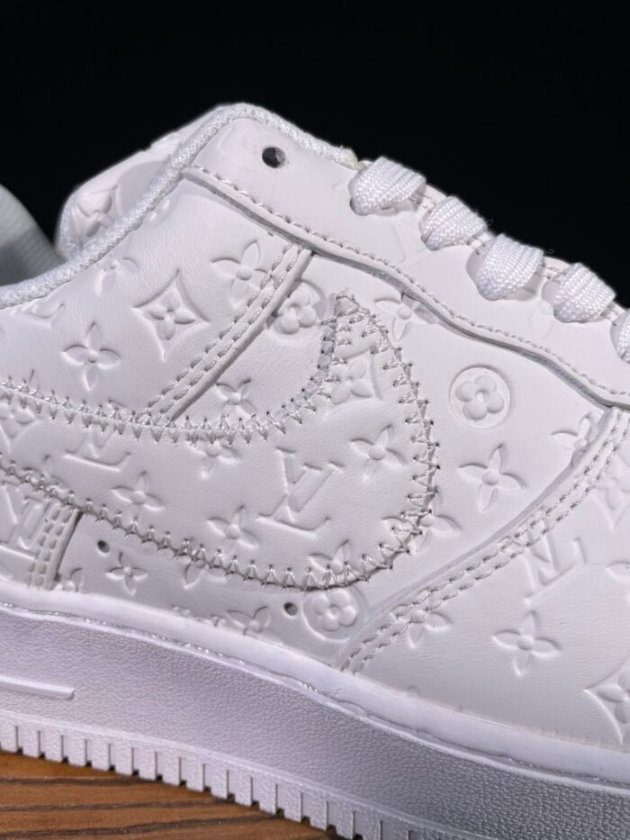 NIKE Aif force 1 Low - Image 7