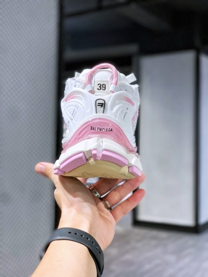 BALENCIAGA Runner - Image 3