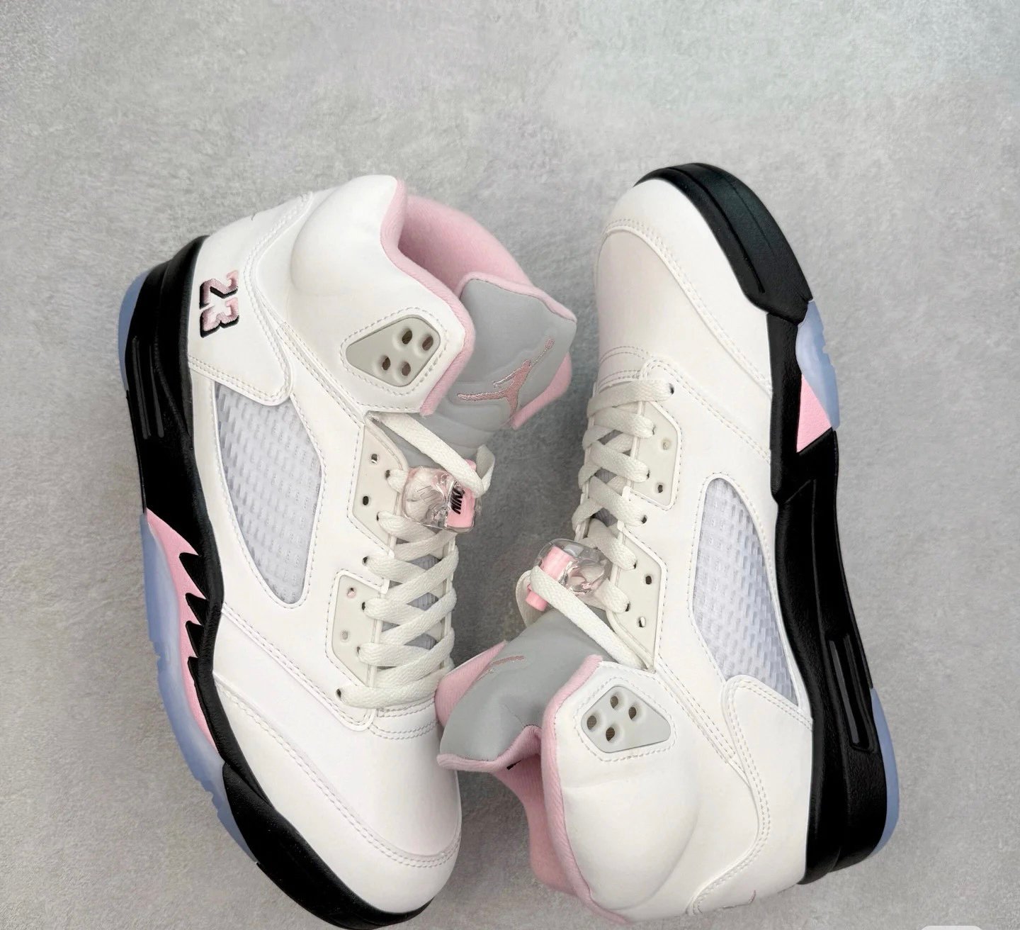 240D5801-BDF4-4B24-BE0F-11F821643A9D Air Jordan 5 - Image 12