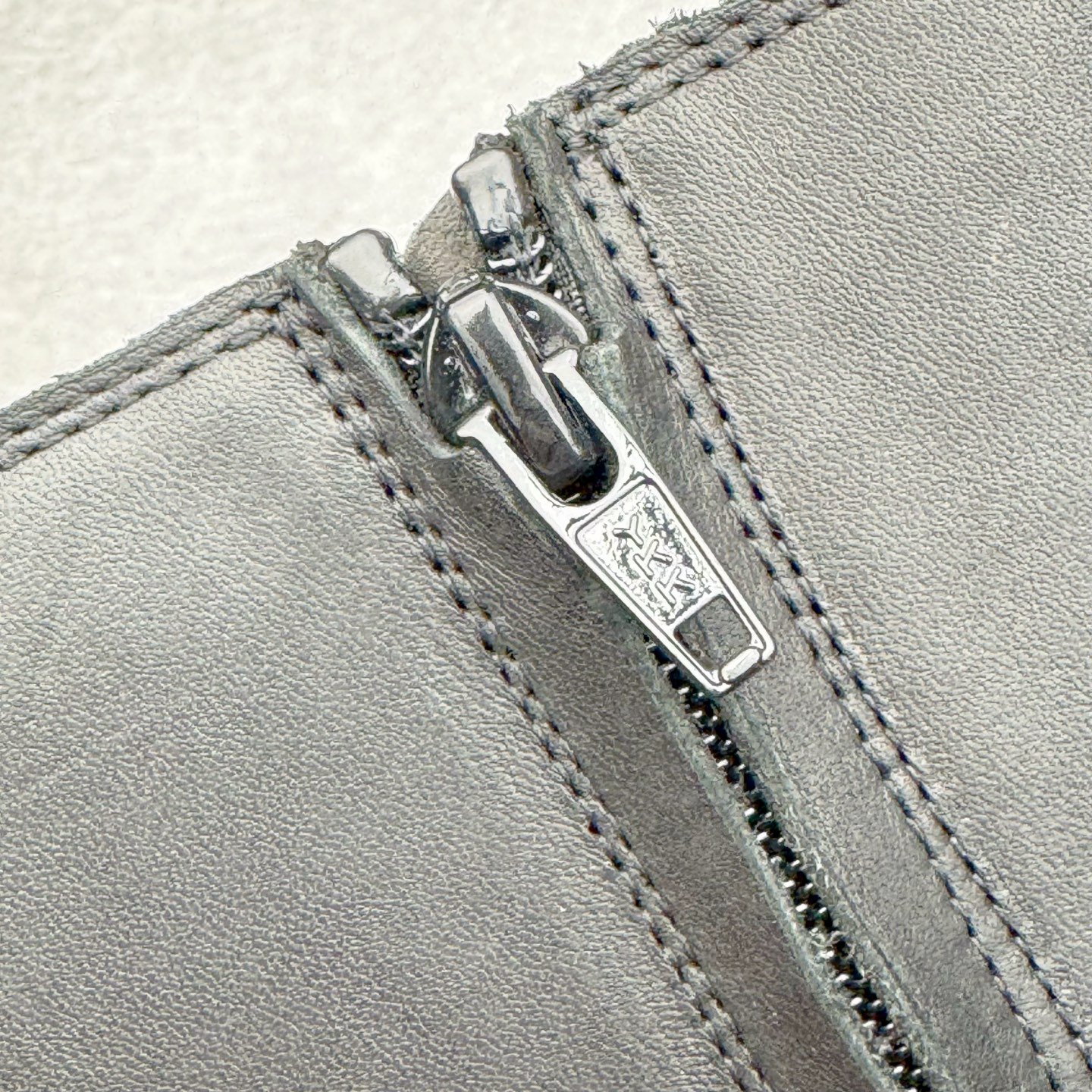 69ABC81D-AFA8-47D4-B3C5-6B0ADF7FDA78 Balenciaga Hummer - Image 18