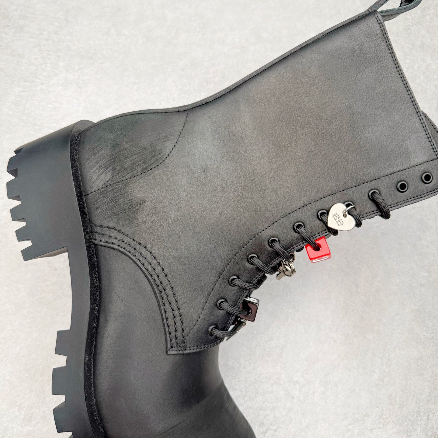 6C2FEFCC-0AA8-47E2-A00B-4FA45A8E916F Balenciaga Hummer - Image 16