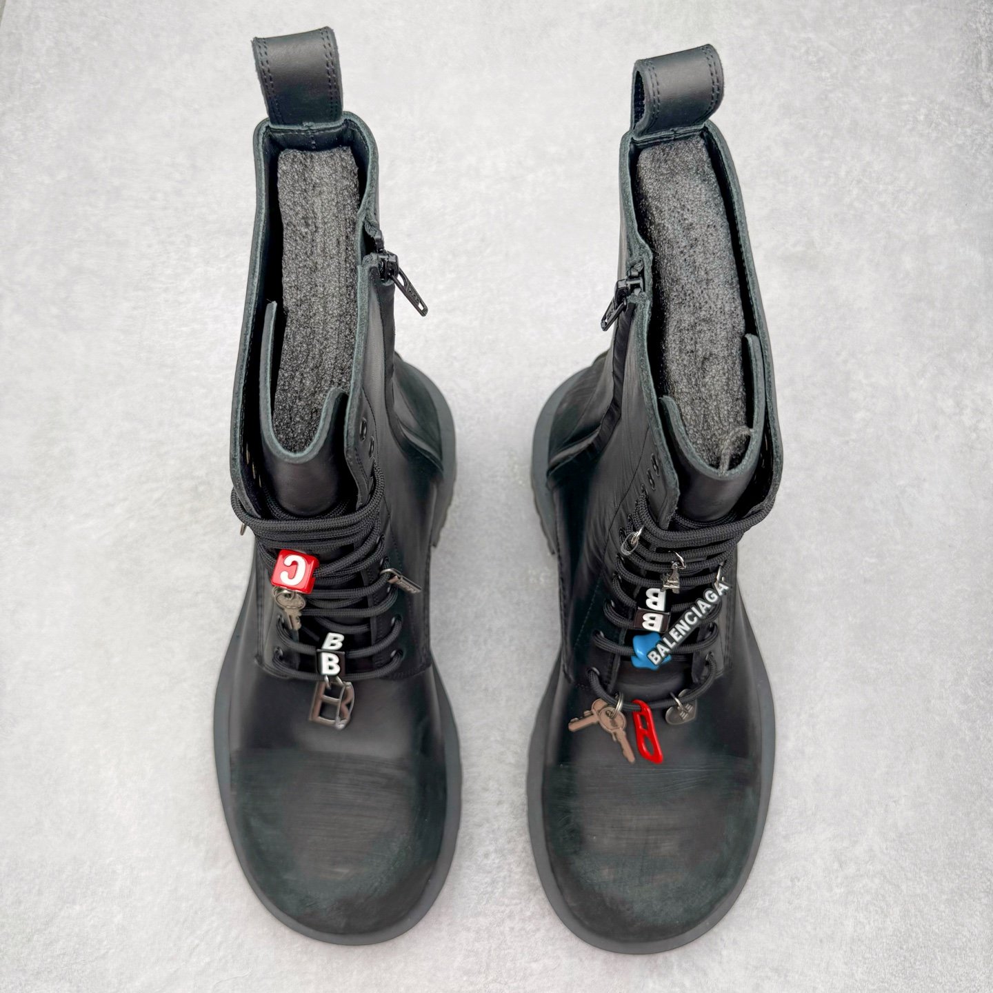 C400AC1D-2E64-4278-807D-3F73238F2005 Balenciaga Hummer - Image 3