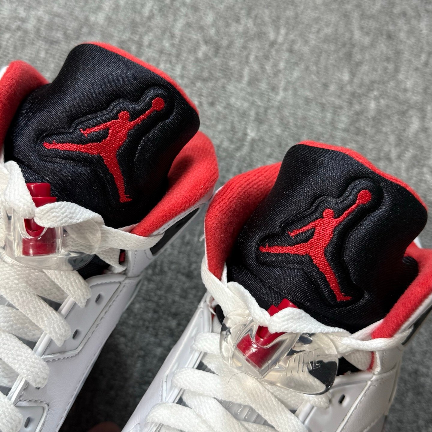 F3BA6003-99EF-452C-B4CC-6651DEA99A7F Air Jordan 5 Retro - Image 9