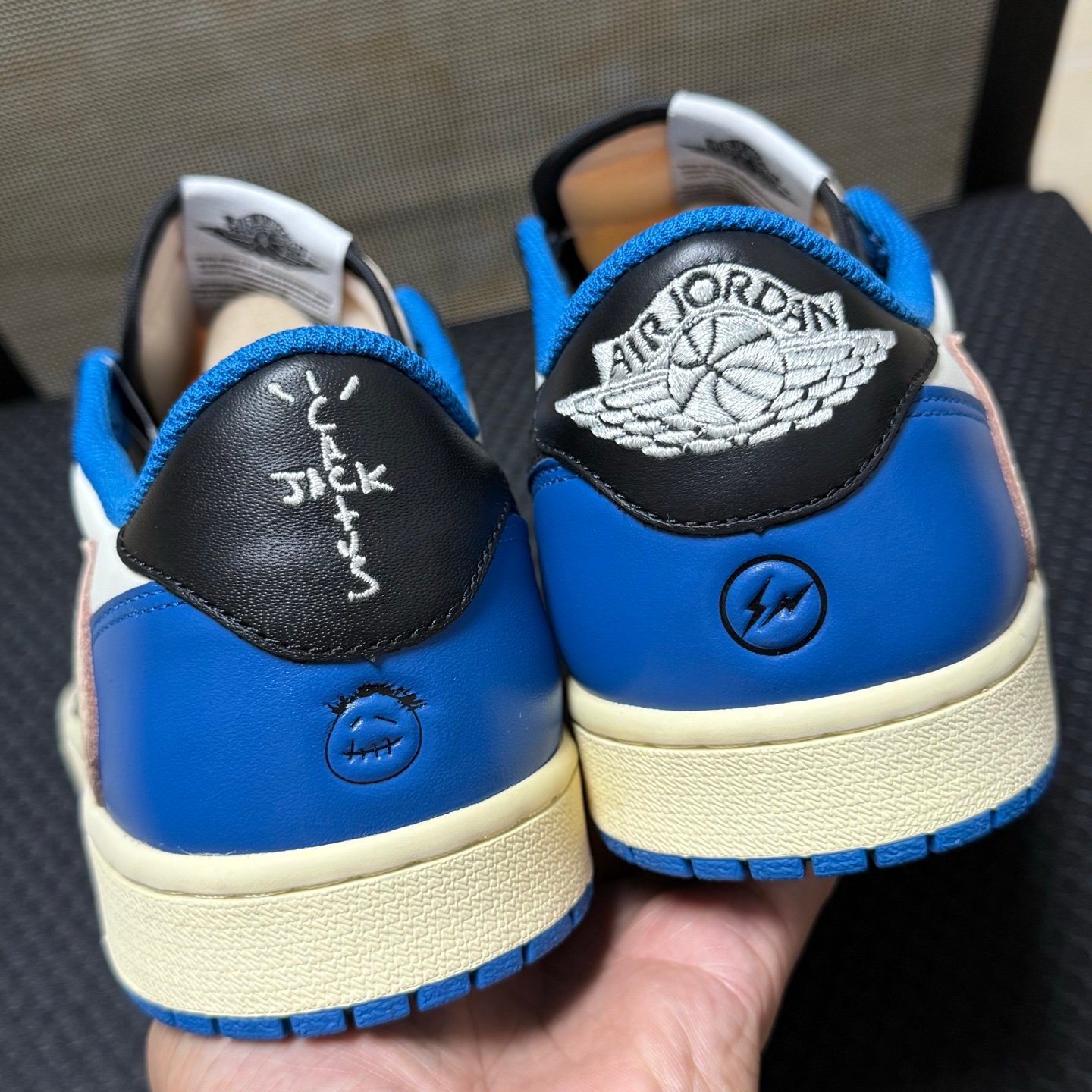 IMG_1278 Air Jordan 1 - Image 3