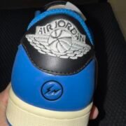 Air Jordan 1 - Image 8