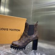 LOUS VUITON BROWN STAR TRAIL ANKLE BOOTS - Image 3