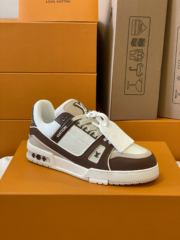 Loui Vuitto TRAINER SNEAKER - Image 4