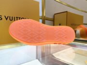 Loui Vuitto Low-Top SNEAKER - Image 6