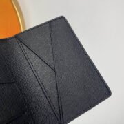 LOUI VUITTO WALLET M69536 11*8*1 - Image 8