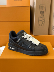 Loui Vuitto TRAINER SNEAKER - Image 6