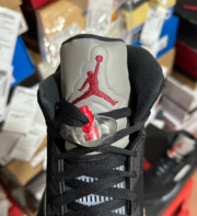 AIR JORDAN 5 BLACK METALLIC (2016) 845035-003 - Image 9