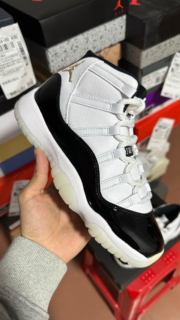 Air Jordan 11 “Neapolitan” AR0715-101 - Image 4