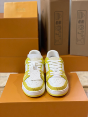 Loui Vuitto TRAINER SNEAKER - Image 5