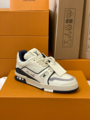 Loui Vuitto TRAINER SNEAKER - Image 5