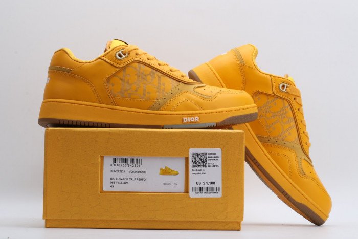 100940e3efd72379fae61f0335dee9cf561a65c1 DR B27 SNEAKER - Image 12