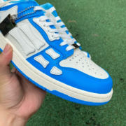 AR1M1 Low-Top Sneaker - Image 7