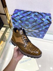 LOUS VUITON BOOTS - Image 5