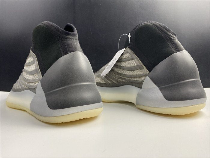 13bd6003c2c88126f6c1e83141f982a2d3269872 Adidas Yeezy Quantum “Barium” H68771 - Image 19