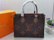 LV BAG OnTheGo MM - Image 4