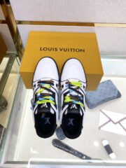 Loui Vuitto TRAINER SNEAKER - Image 4