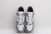 AR1M1 Low-Top Sneaker - Image 8