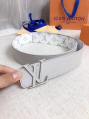 Loui Vuitto Belt-4CM - Image 3