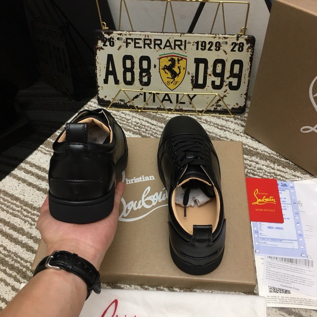 1f50d4b4d36fb89bb37469c5257e8a89ced85555 Christian Louboutin Sneaker - Image 7