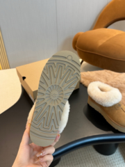 UGG - Image 6
