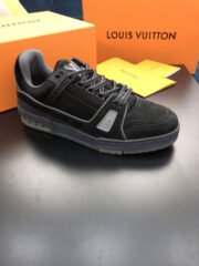 Loui Vuitto TRAINER SNEAKER - Image 9