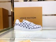 LV TRAINER SNEAKER LOW - Image 2