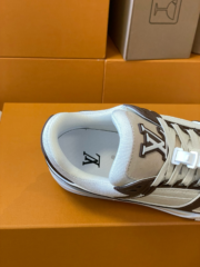 Loui Vuitto TRAINER SNEAKER - Image 9