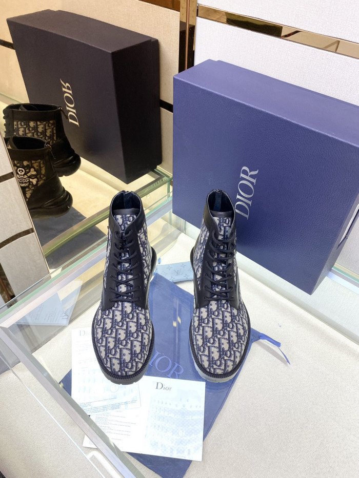 271b277ff5731a1f0a18011805fbc79a29c09ad5 DR BOOTS - Image 3