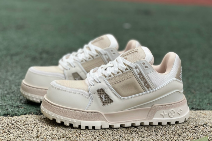 LV TRAINER MAXI Off-white brown - Image 1
