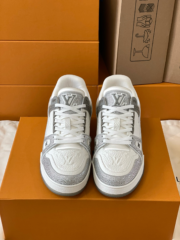 Loui Vuitto TRAINER SNEAKER - Image 5