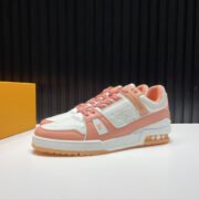 LV TRAINER SNEAKER LOW