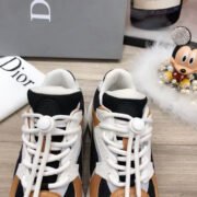 DR Oblique SNEAKER - Image 2