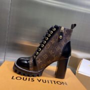 LOUS VUITON BROWN STAR TRAIL ANKLE BOOTS - Image 2