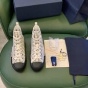 DR B23 Sneakers - Image 8