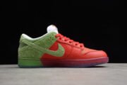 Nike SB Dunk Low Strawberry Cough CW7093-601 - Image 2