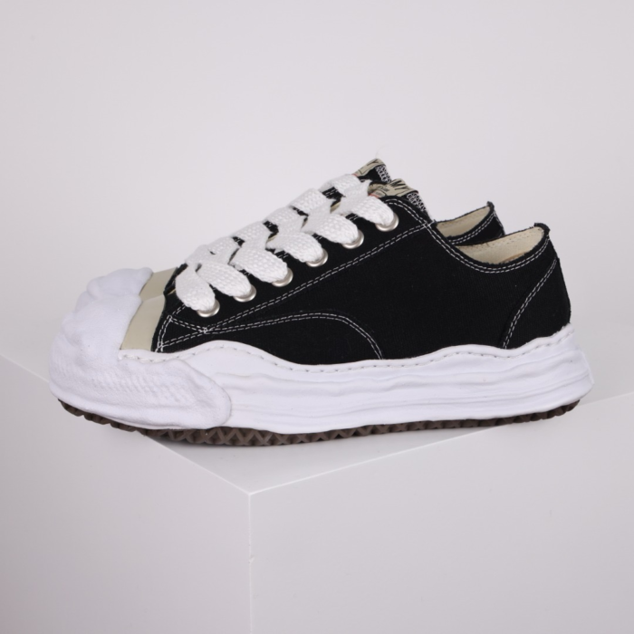 MAISON MIHARA YASUHIRO MMY Sneaker - Image 1