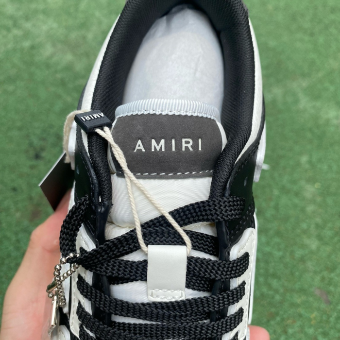 AR1M1 Low-Top Sneaker - Image 8