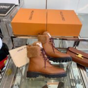 LOUS VUITON BOOTS - Image 6