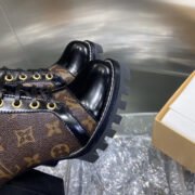 LOUS VUITON BROWN STAR TRAIL ANKLE BOOTS - Image 7