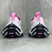 BLCG Sneaker 6XL - Image 5